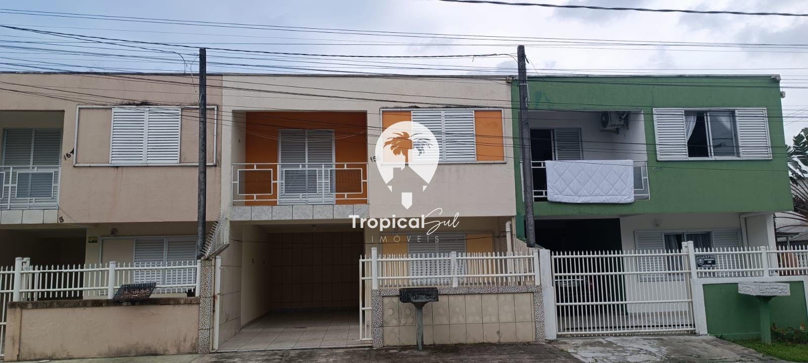 Sobrado ? venda, a 450 metros do mar em  Shangri-l?, PONTAL DO...