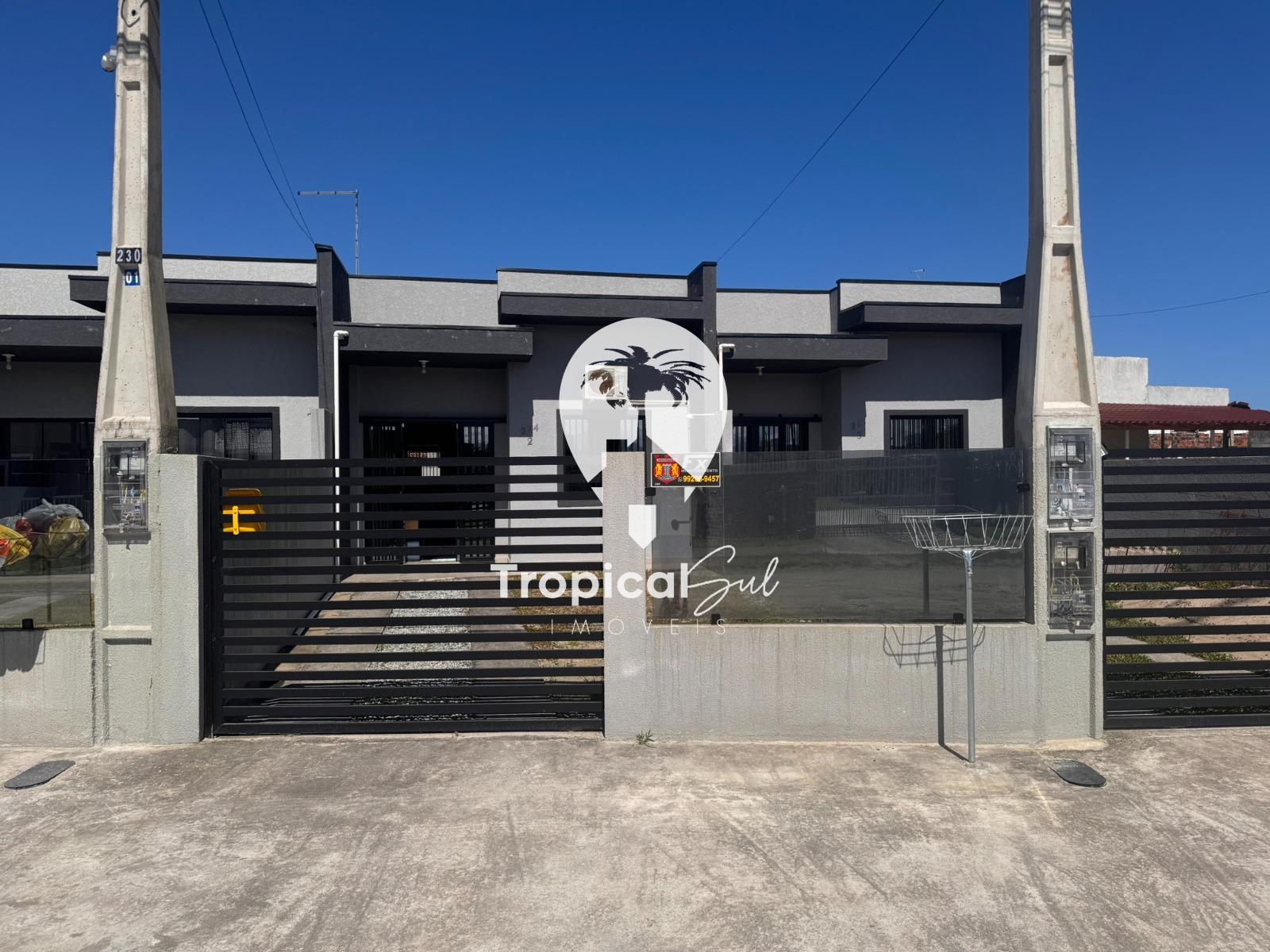 Casa ? venda, 02 dormit?rios,  1 su?te  Balne?rio Canoas, PONT...