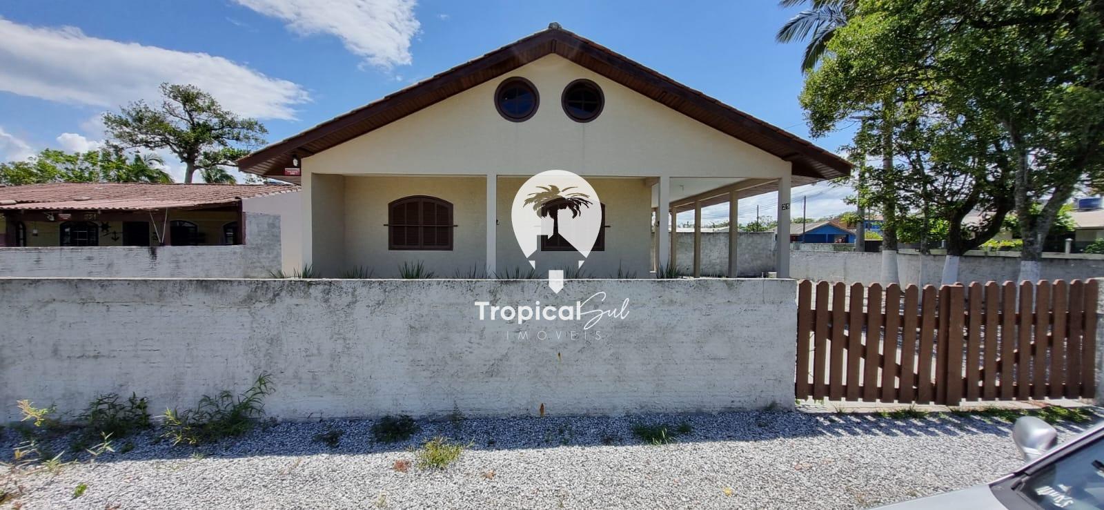 Casa com 02 Dormitorio no Balnerio Marisol PONTAL DO PARANA - PR