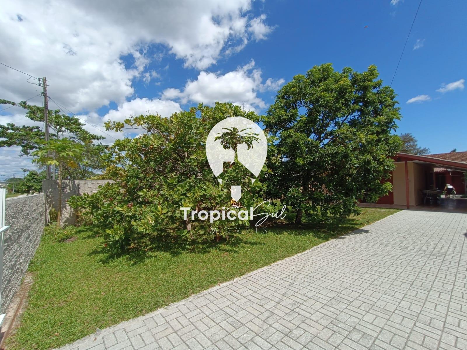 Casa ? venda Com Espa?o de Terreno, Shangri-l?, PONTAL DO PARA...