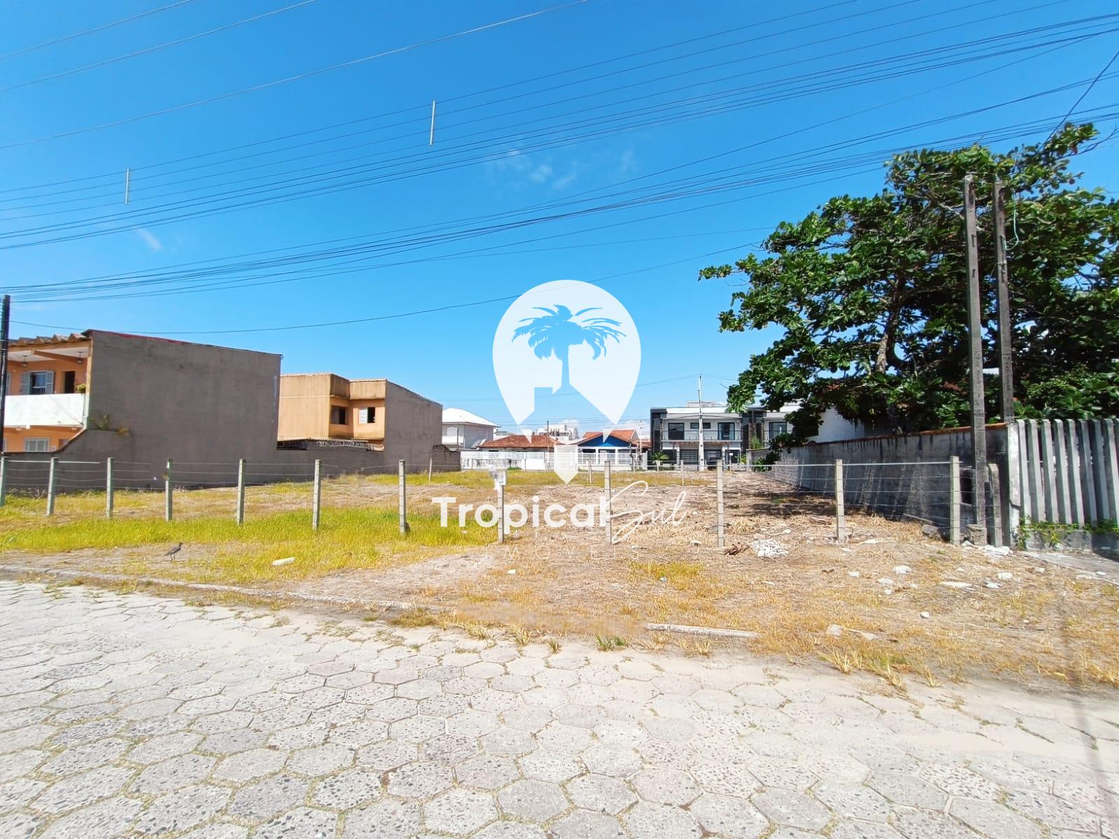 Terreno ? Venda, na Quadra do Mar em Praia de Leste, PONTAL DO...