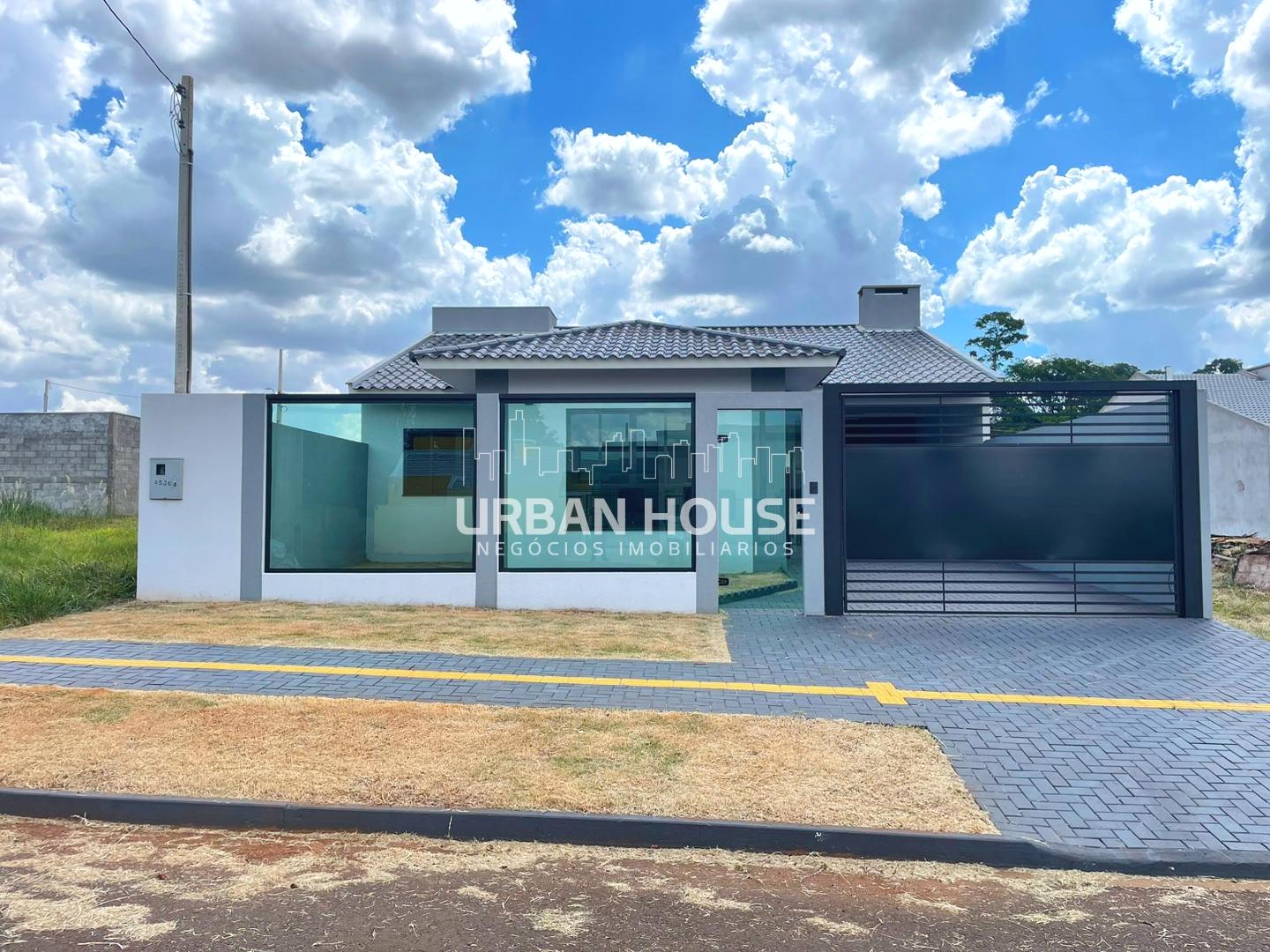 Casa à venda com 2 quartos, suíte, closet e garagem coberta em...