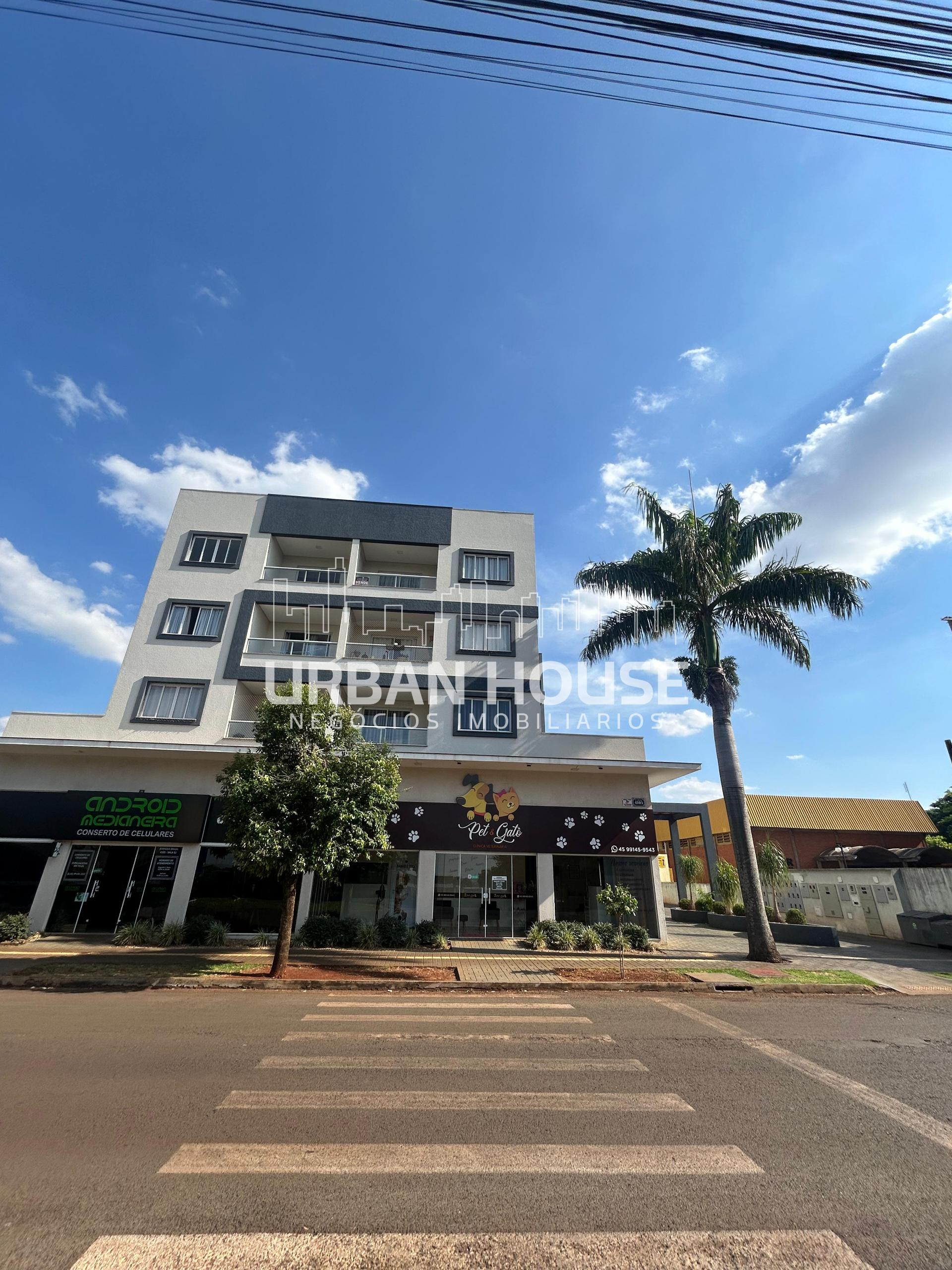 Apartamento com ótimo acabamento à venda, próximo à UTFPR