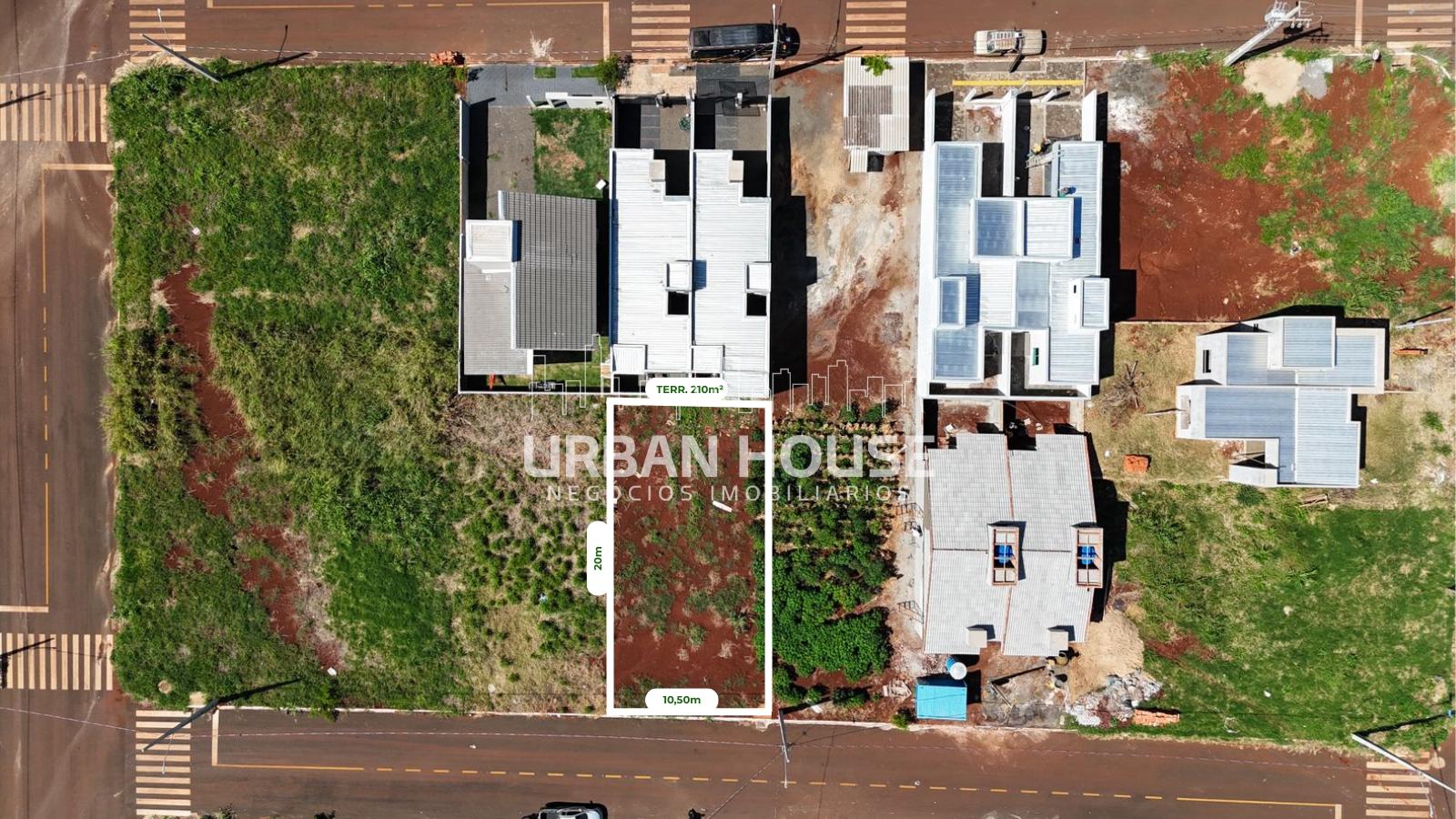 Terreno à Venda em Nazaré com 210m  | Plano e Pronto para Cons...