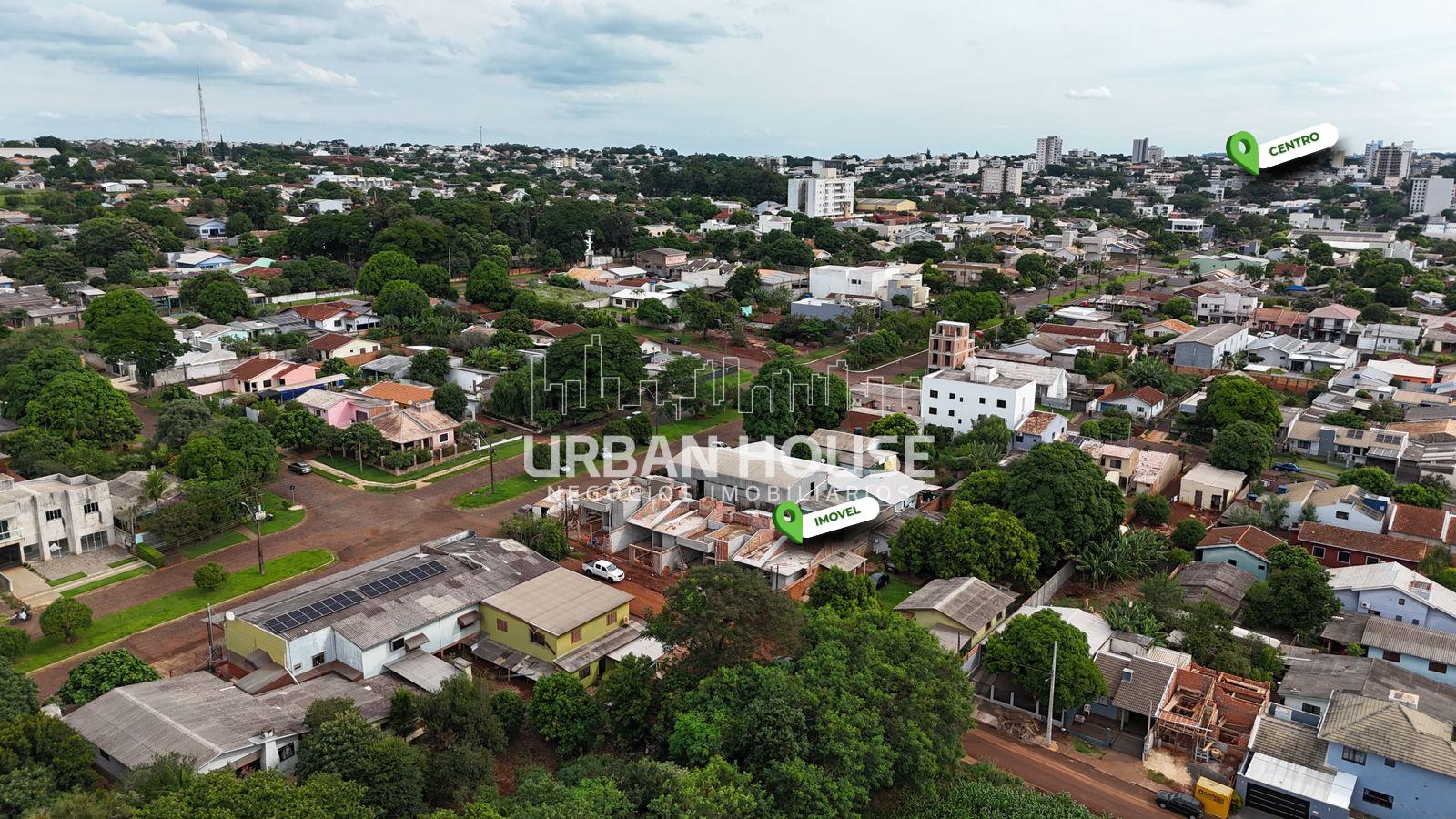 Casa à venda no bairro Ipê com 2 quartos e churrasqueira
