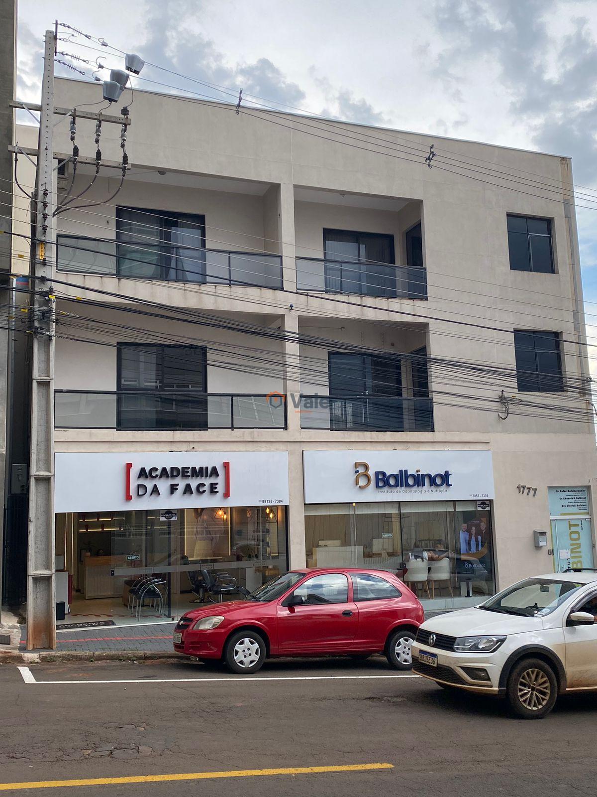 ALUGA-SE SALA COMERCIAL NO CENTRO DE FRANCISCO BELTRO