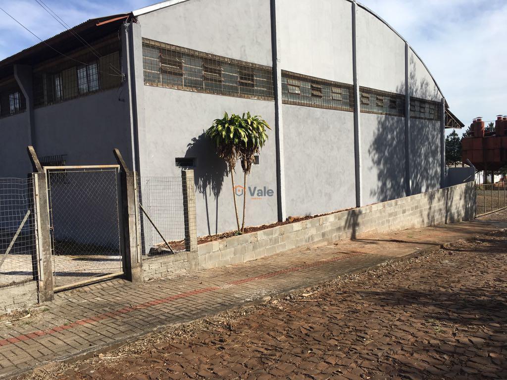 ALUGA-SE BARRAC�O NO BAIRRO PINHEIRINHO