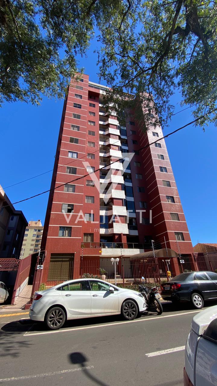 APARTAMENTO - EDIFÍCIO MONTE CARLO