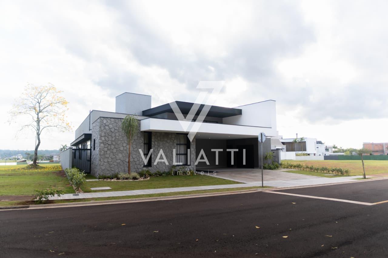 CASA - CONDOMÍNIO ROYAL FALLS YACHT