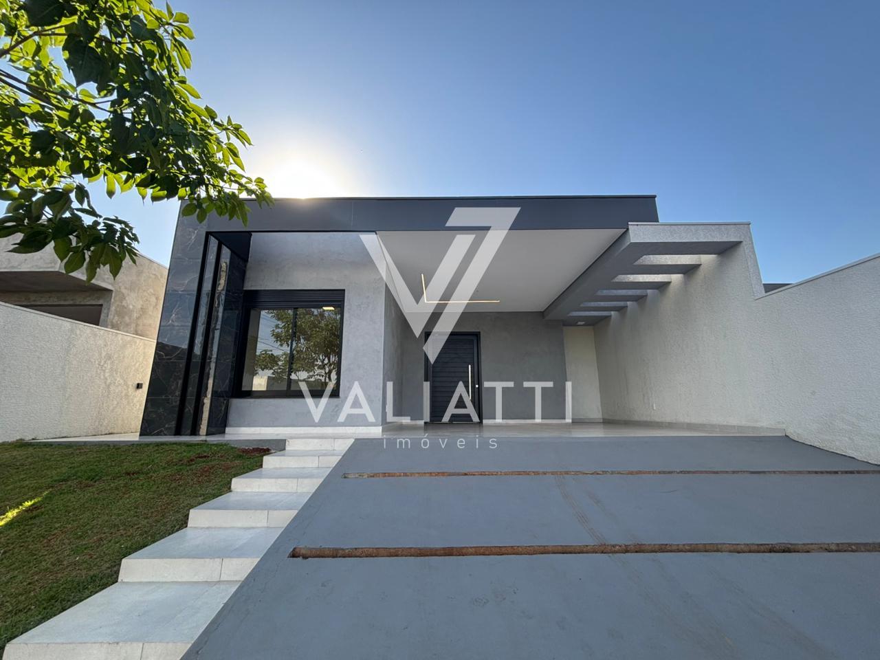 Casa térrea no Condomínio Falls Ville, piscina com cascata, co...