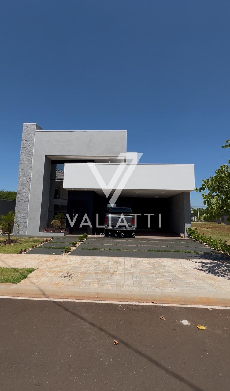 Casa com 03 Suítes e Sala integrada com Cozinha e Área Gourmet...