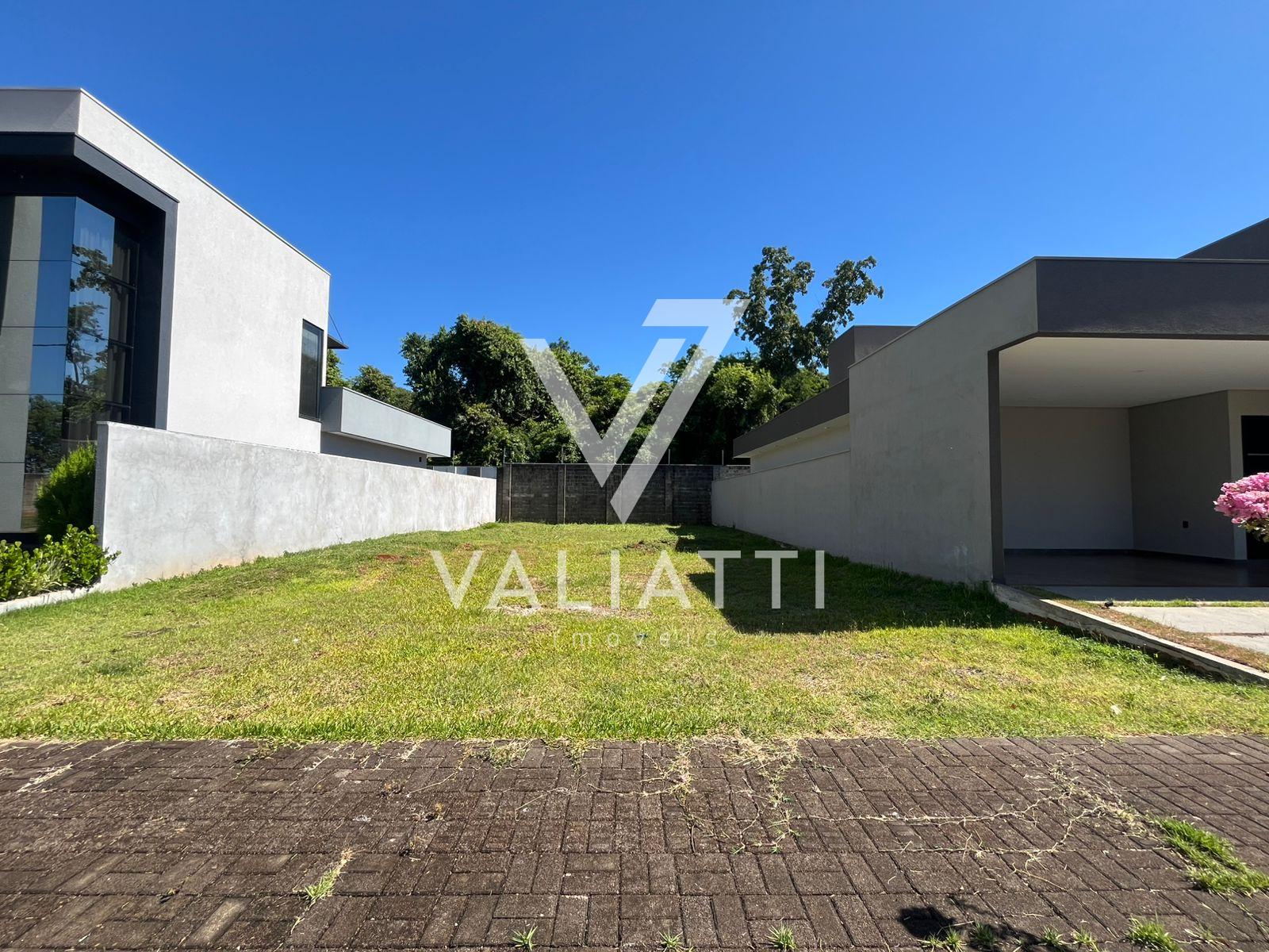 Terreno de 311,52m de Meio no Condomínio Residencial Iguaçu