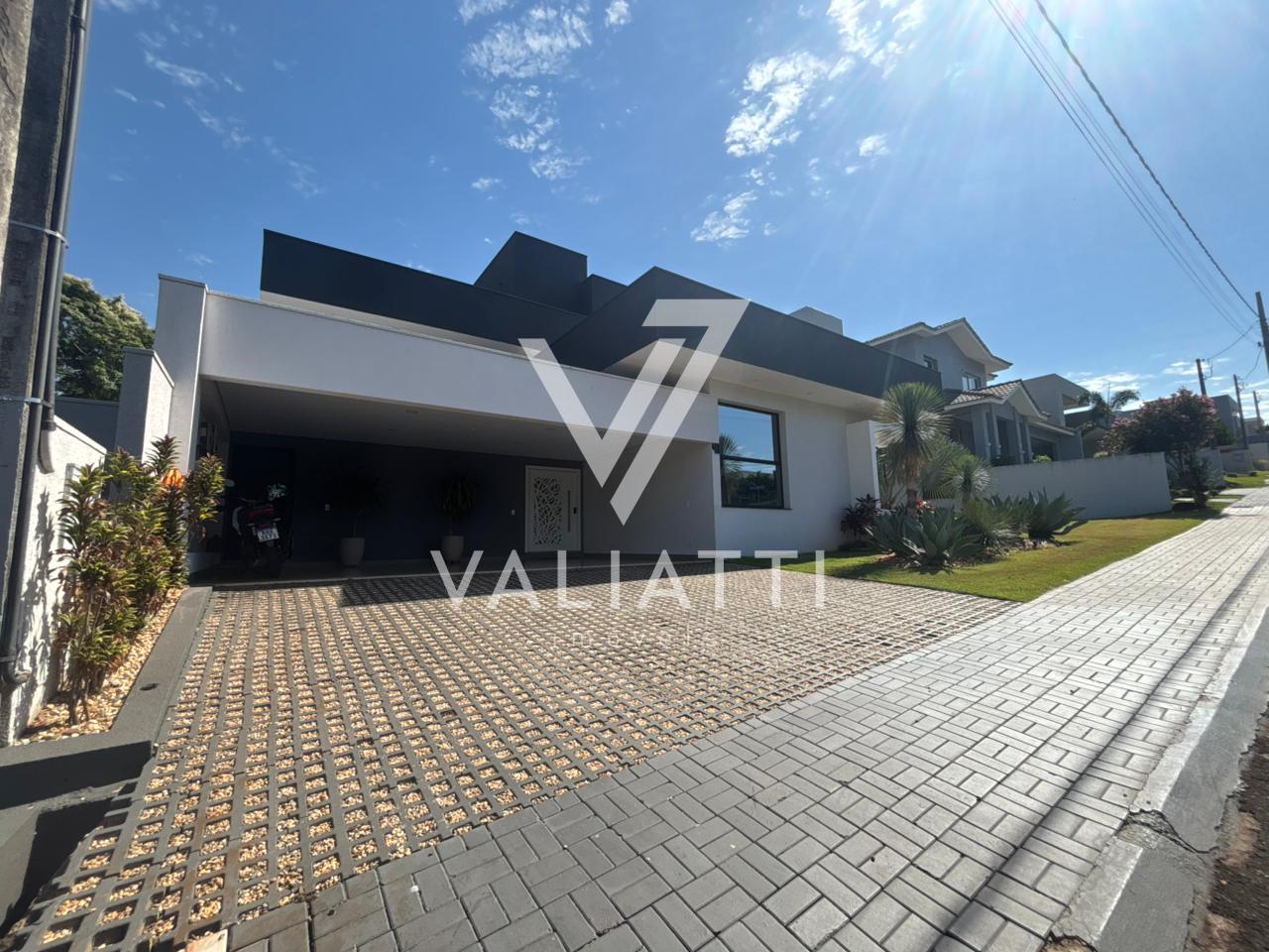 Casa T?rrea Mobiliada com 03 Su?tes sendo 01 Su?te Master no C...