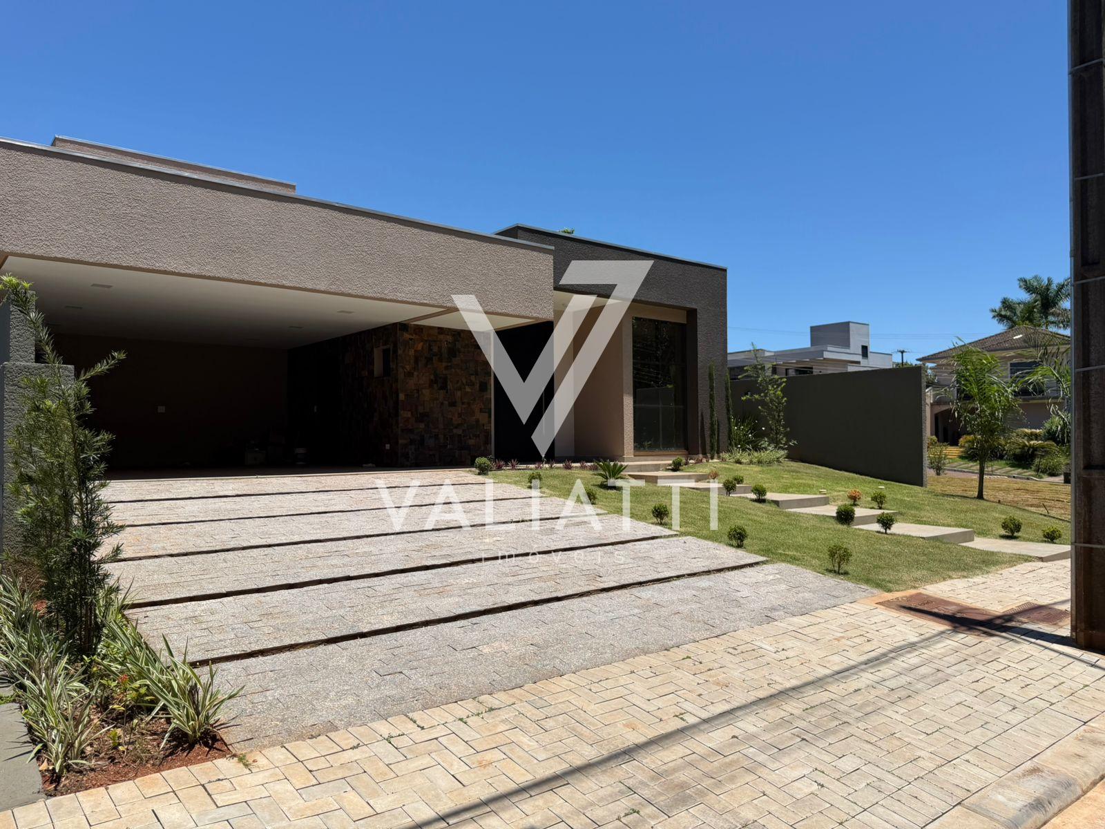 Casa com 02 Su?tes com Closet no Condom?nio Residencial Lago d...