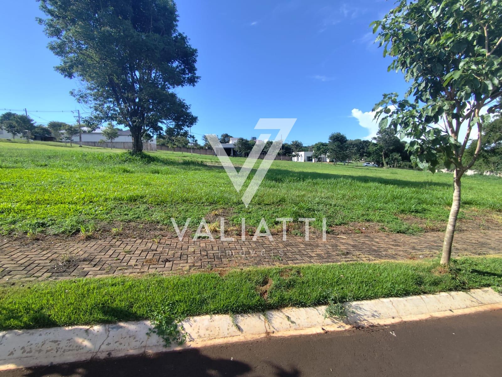 Terrenos com 360m e Pronto para Construir no Condomínio Reside...