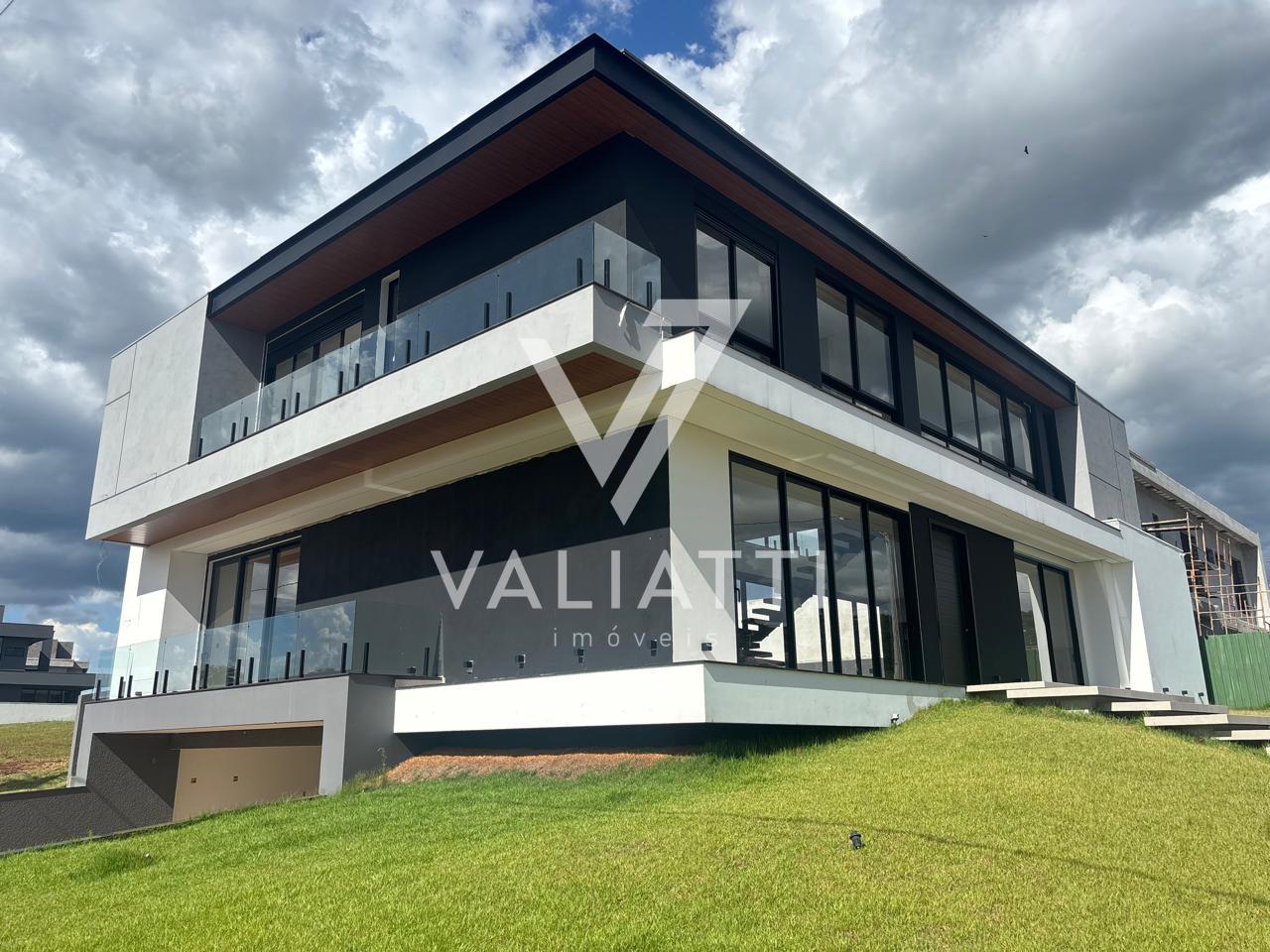 Sobrado Alto Padr?o Mobiliado com 04 Suites no Condom?nio Ritz...