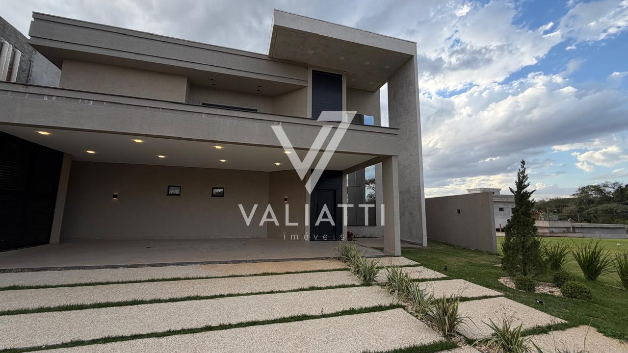 Sobrado com 03 Suites com Closet e Área Gourmet com Churrasque...