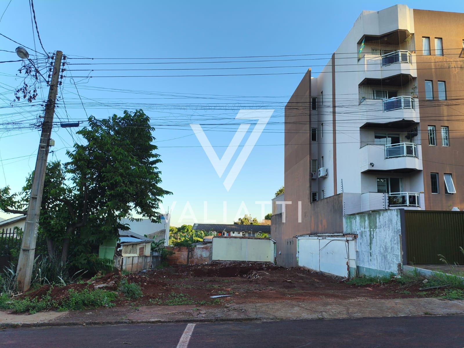 Terreno de Meio na Vila Maracanã próximo Avenida Republica Argentina