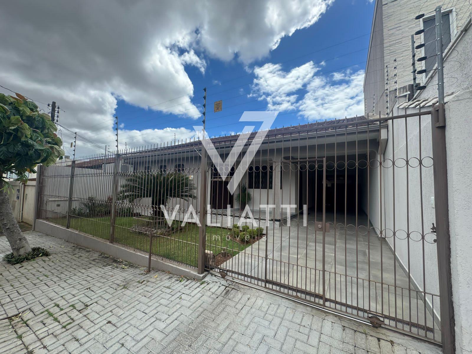 Casa com 03 Dormitórios sendo 01 Suite e Churrasqueira no Conjunto Libra