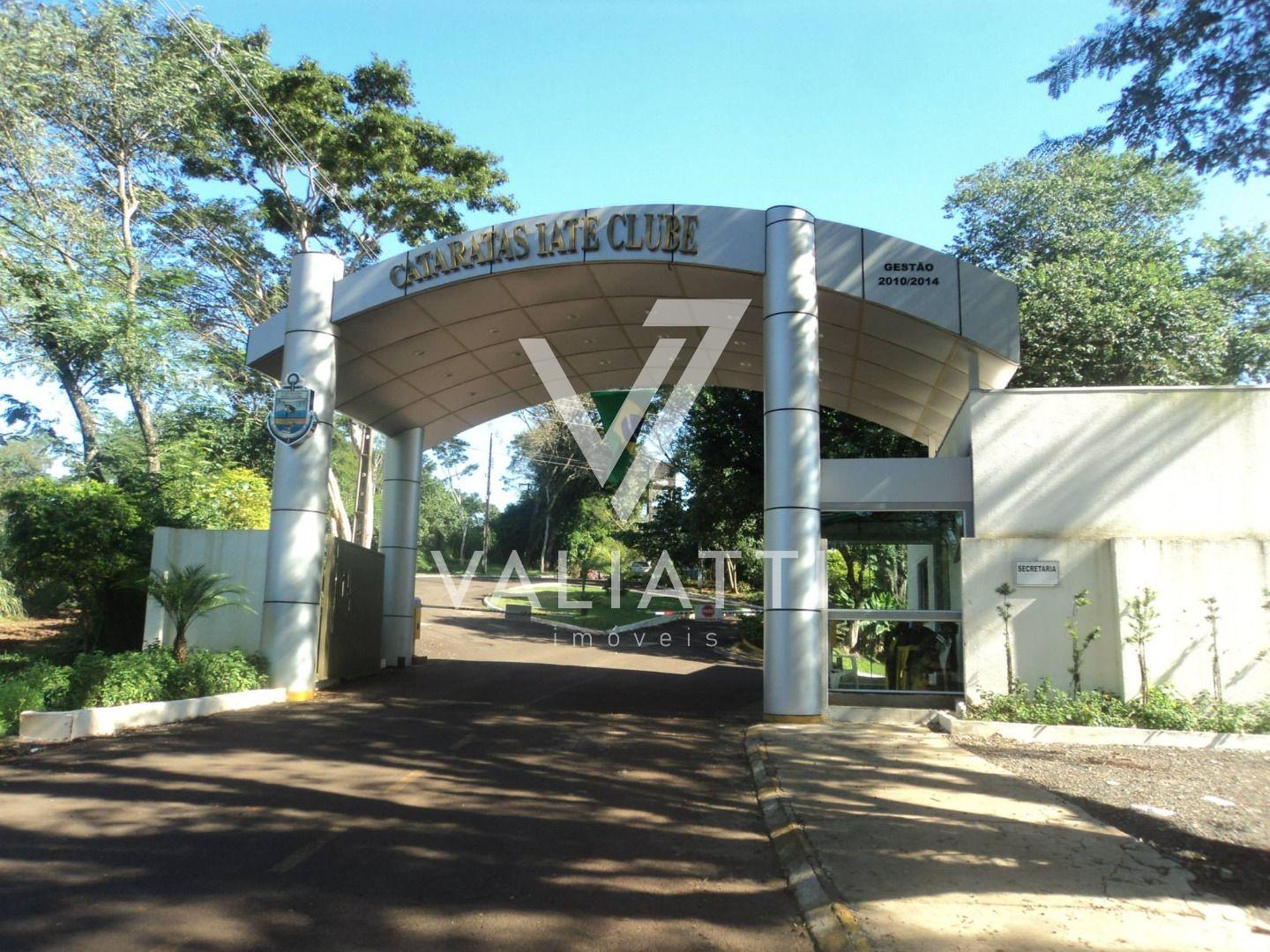 TRIPLEX - CATARATAS IATE CLUB