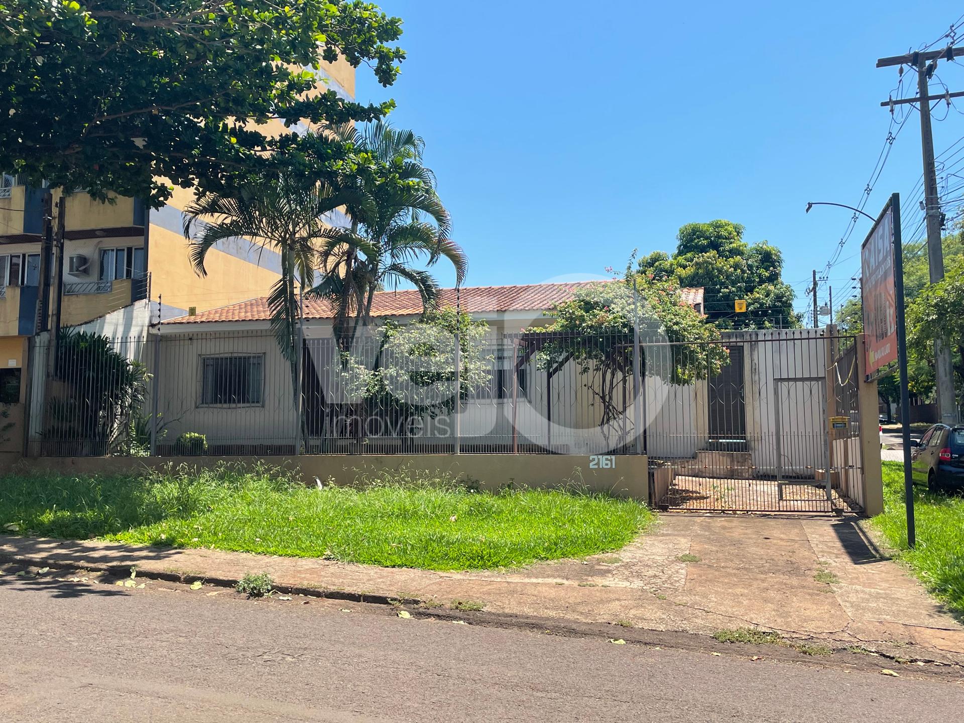 Casa com piscina e sala comercial  venda, Vila Maracan, FOZ DO IGUACU - PR