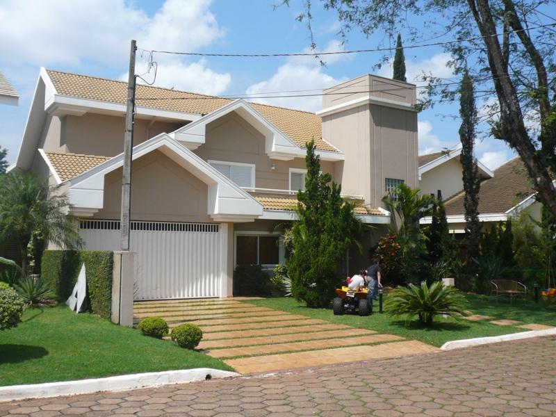 Sobrado com 4 dormitrios  venda,584.47 m, FOZ DO IGUACU - PR