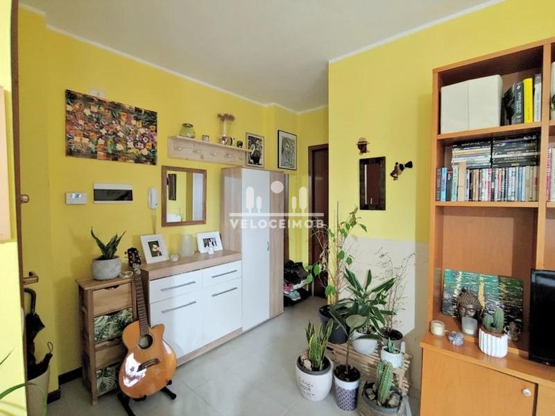 Apartamento em Pieve di Sinalunga com Garagem Privativa