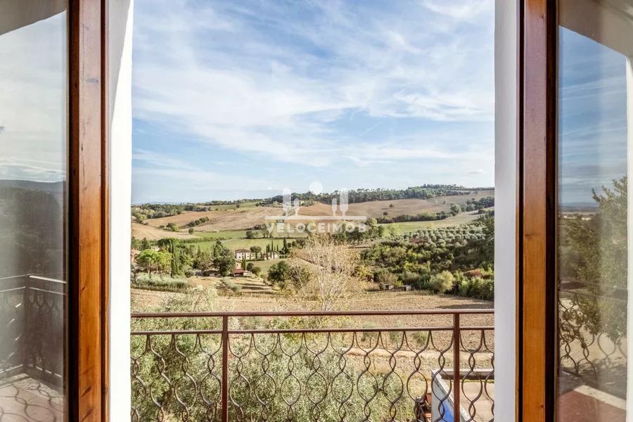 Casa em Vila com 170 m   em Torrita di Siena