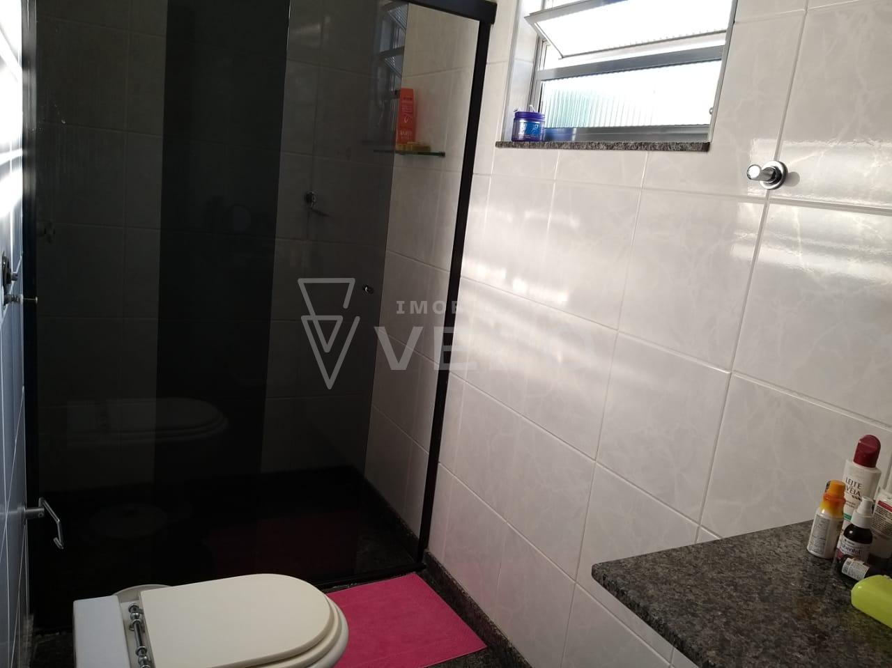 Casa à venda com 3 quartos, 250m² - Foto 18