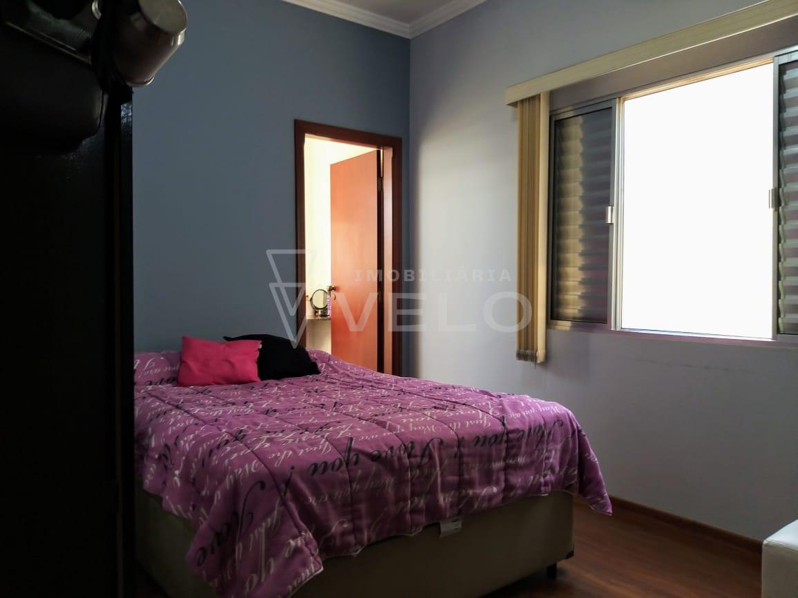 Casa à venda com 3 quartos, 250m² - Foto 15