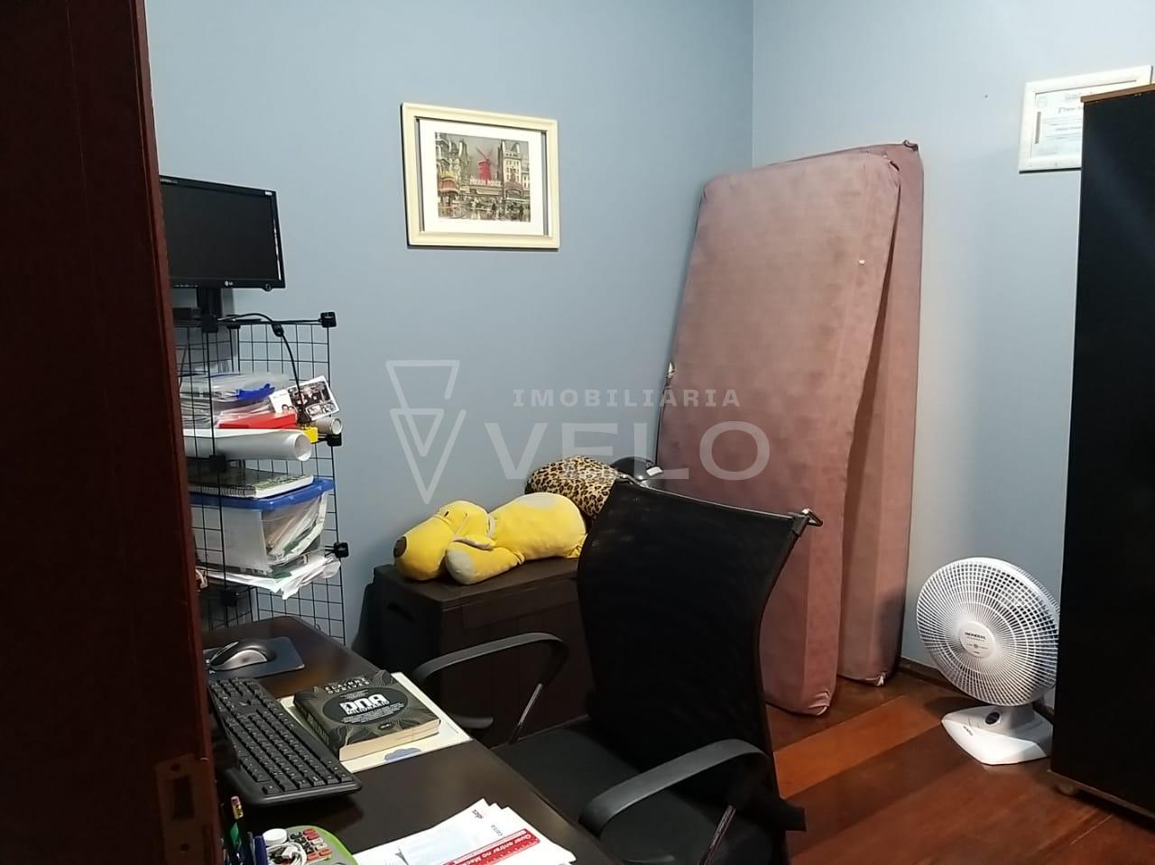 Casa à venda com 3 quartos, 250m² - Foto 16