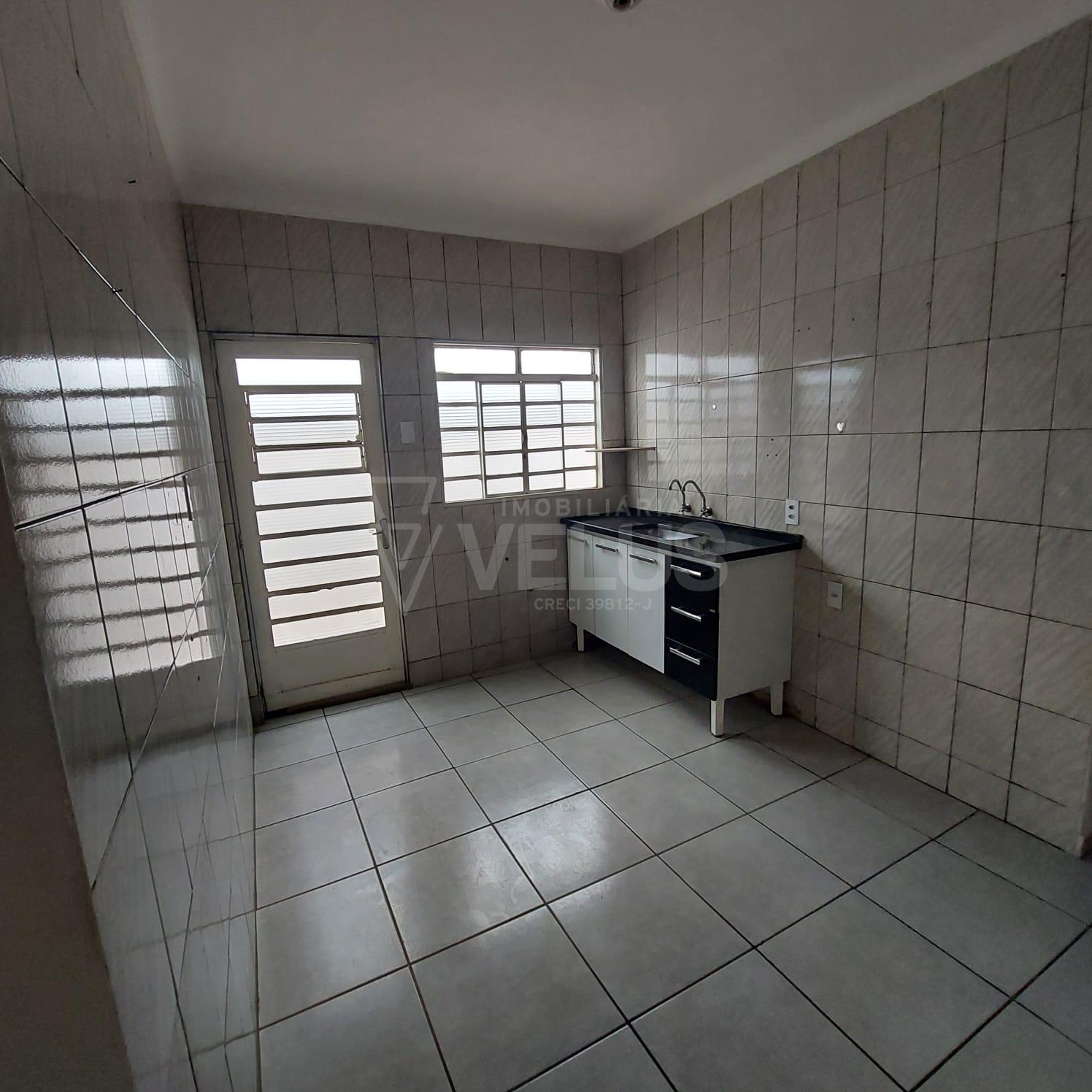 Casa à venda com 3 quartos, 105m² - Foto 8