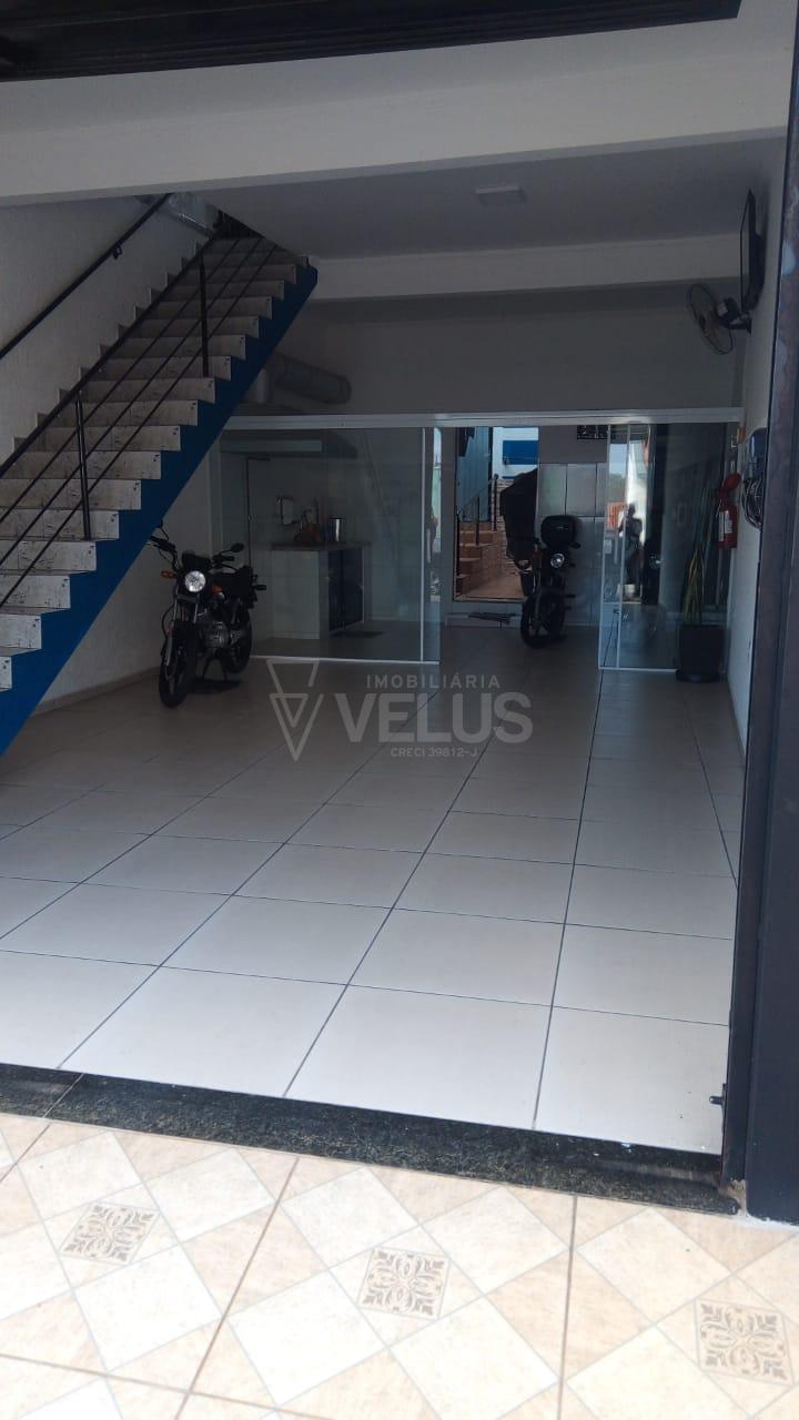 Casa com 2 dormitórios à venda, Vila Carolina, ITAPETININGA - SP