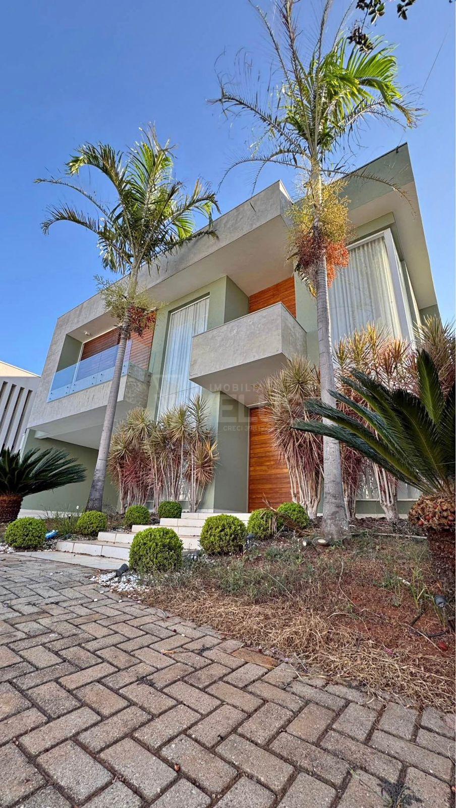 Casa de Condomínio à venda com 3 quartos, 305m² - Foto 1