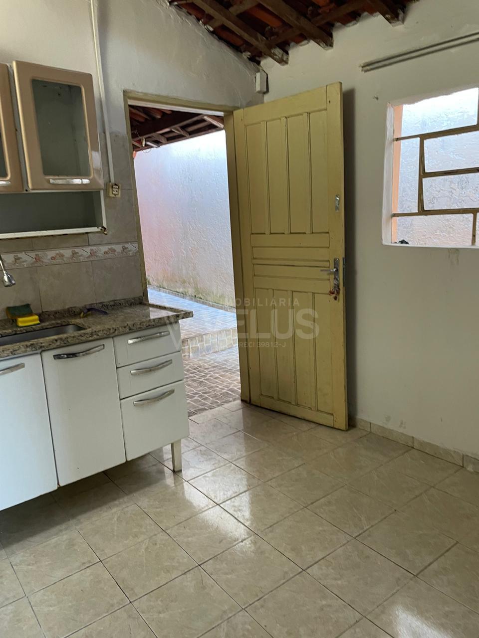 Casa à venda com 3 quartos - Foto 3