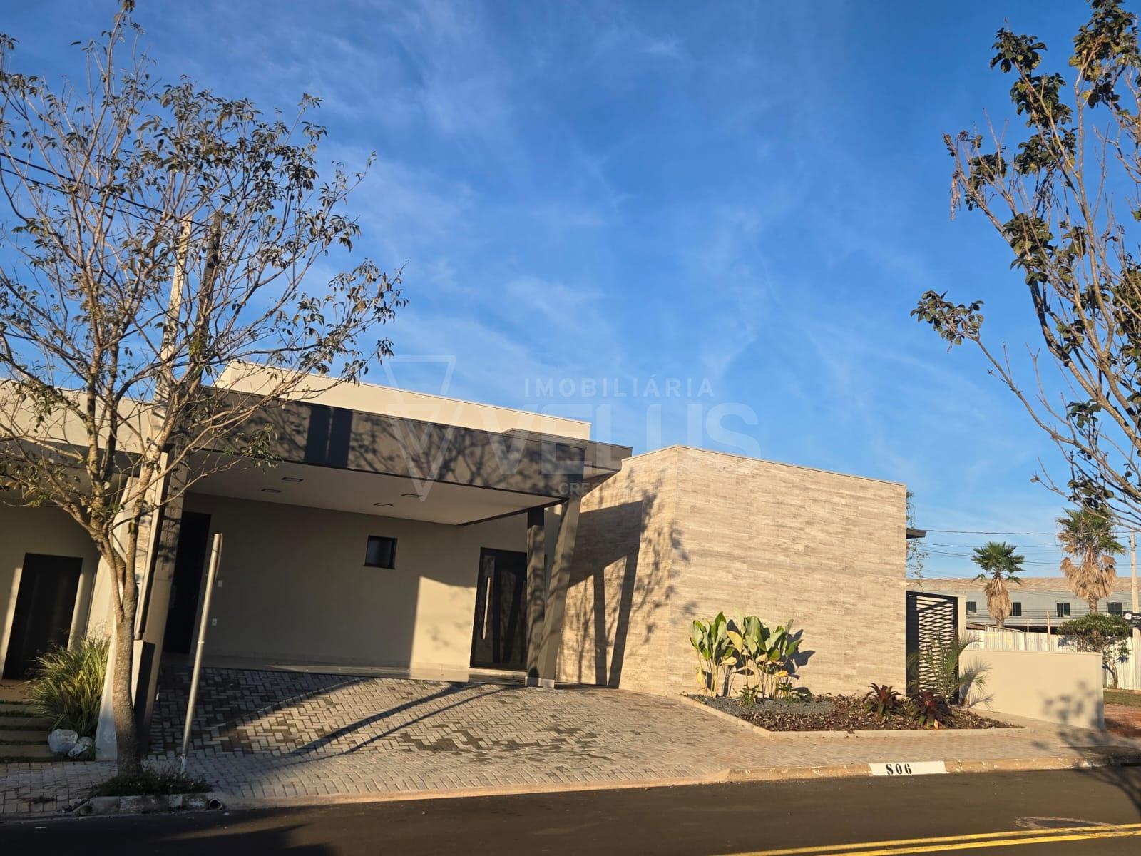 Casa de Condomínio à venda com 3 quartos, 199m² - Foto 2