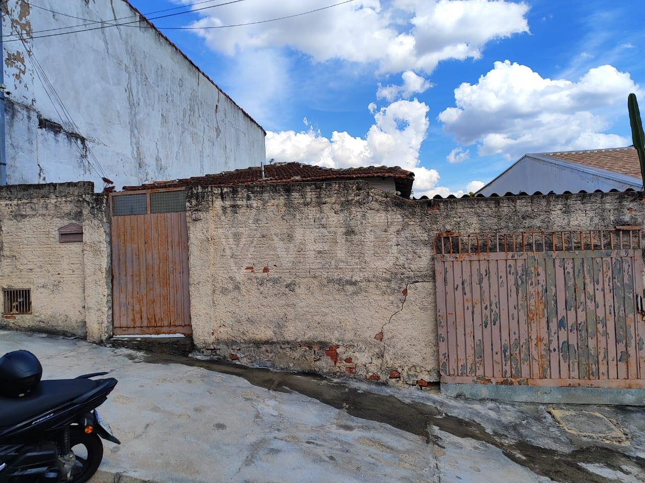 Terreno à venda, 250m² - Foto 1