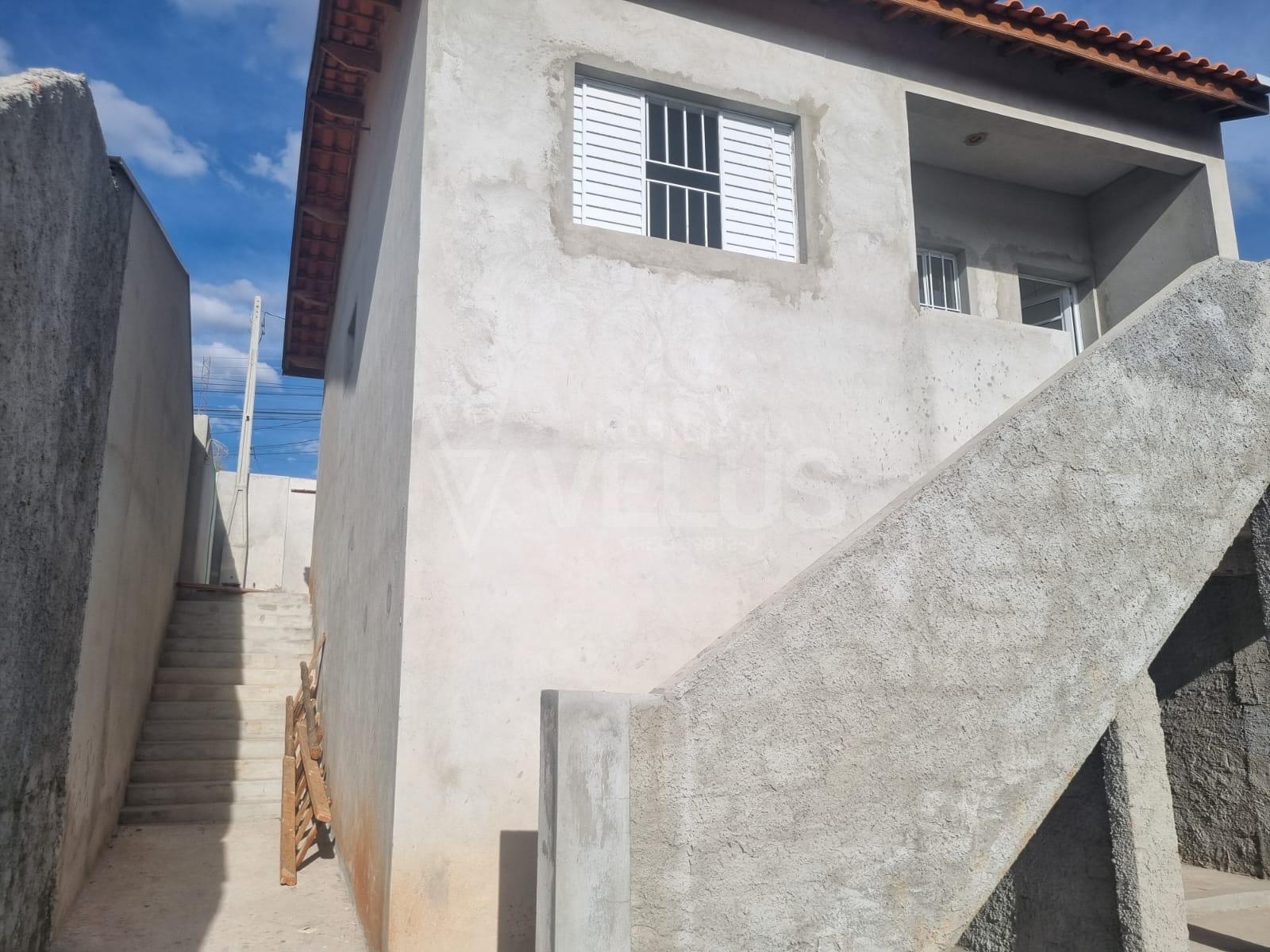 Casa à venda com 2 quartos - Foto 1