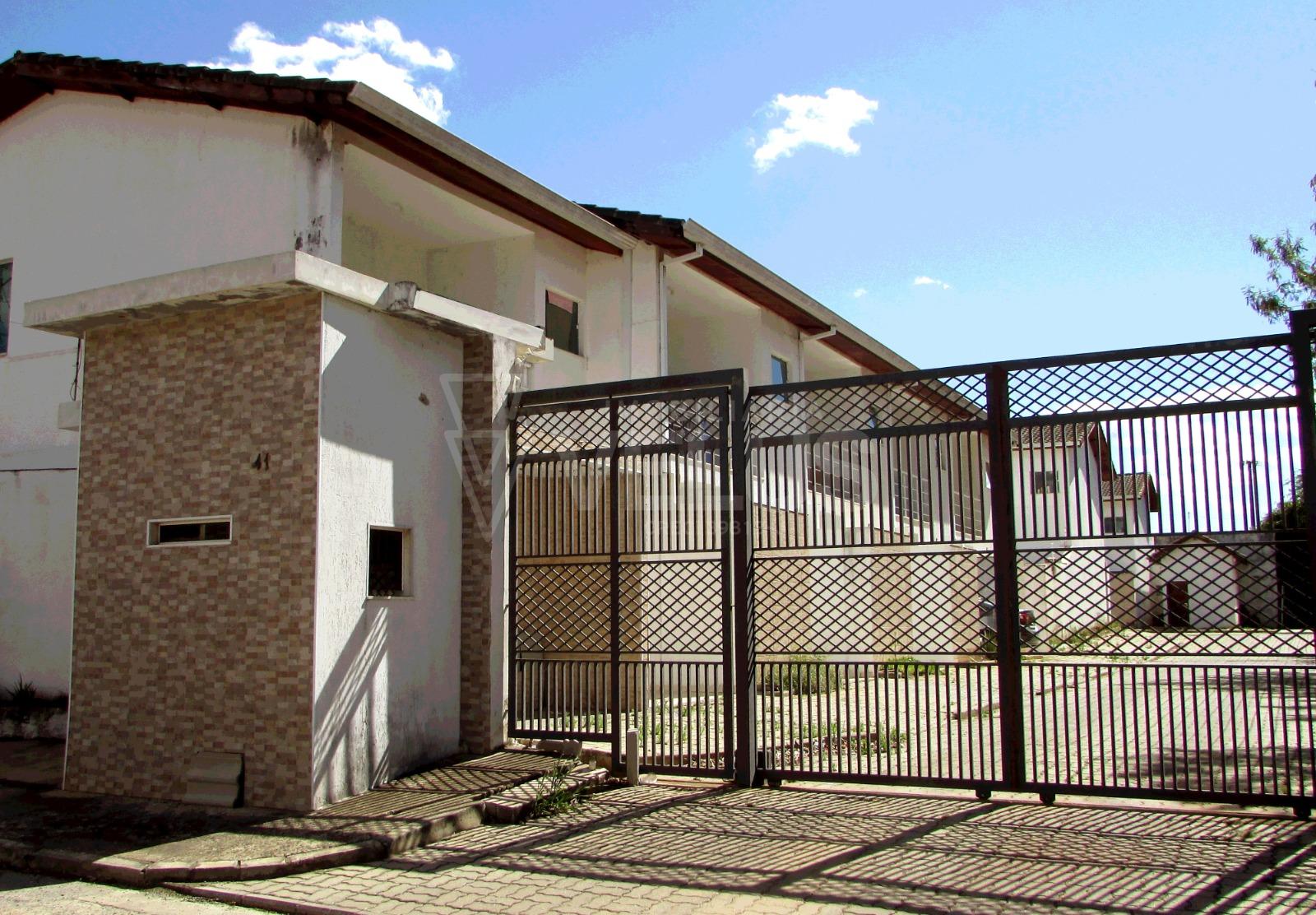 Sobrado em condomínio fechado com 1 ou  2 suítes, Centro, ITAPETININGA - SP