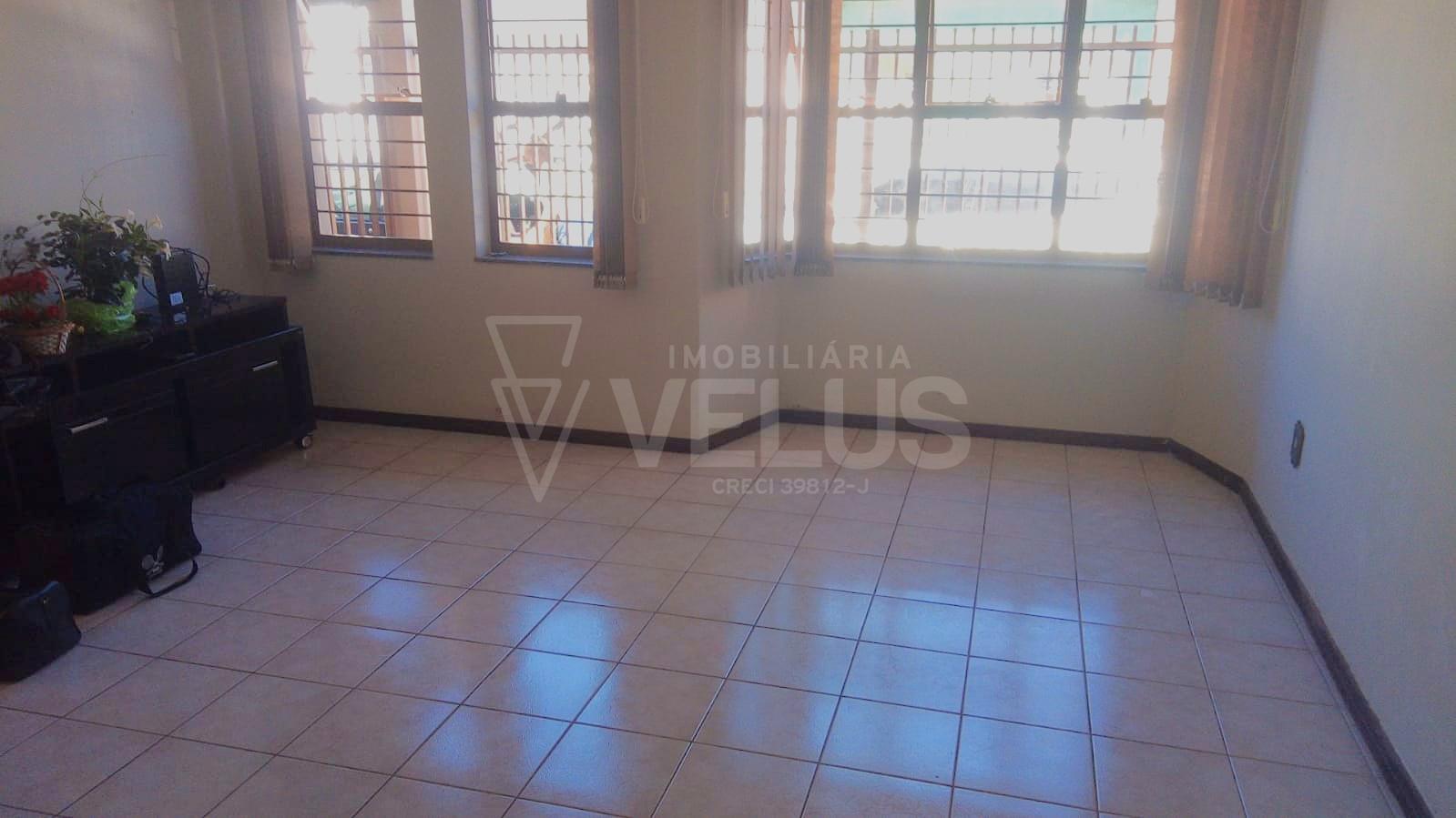 Casa com 2 dormitórios à venda, Centro, ITAPETININGA - SP