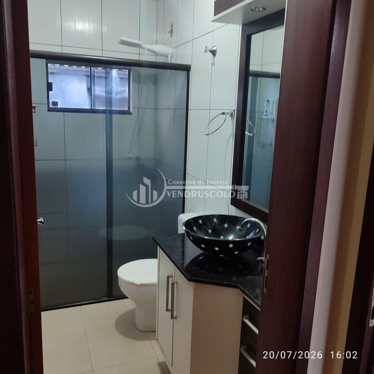 VENDE-SE LINDA CASA DE ALVENARIA, EM SÃO MIGUEL DO IGUAÇU  COM...