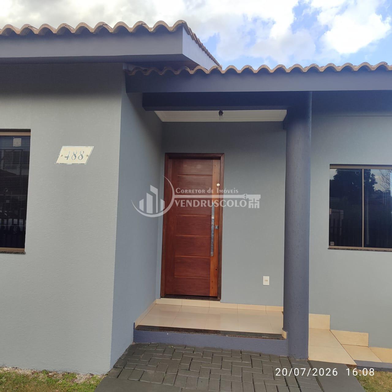 VENDE-SE LINDA CASA DE ALVENARIA, EM SÃO MIGUEL DO IGUAÇU COM 69,92 Metros.