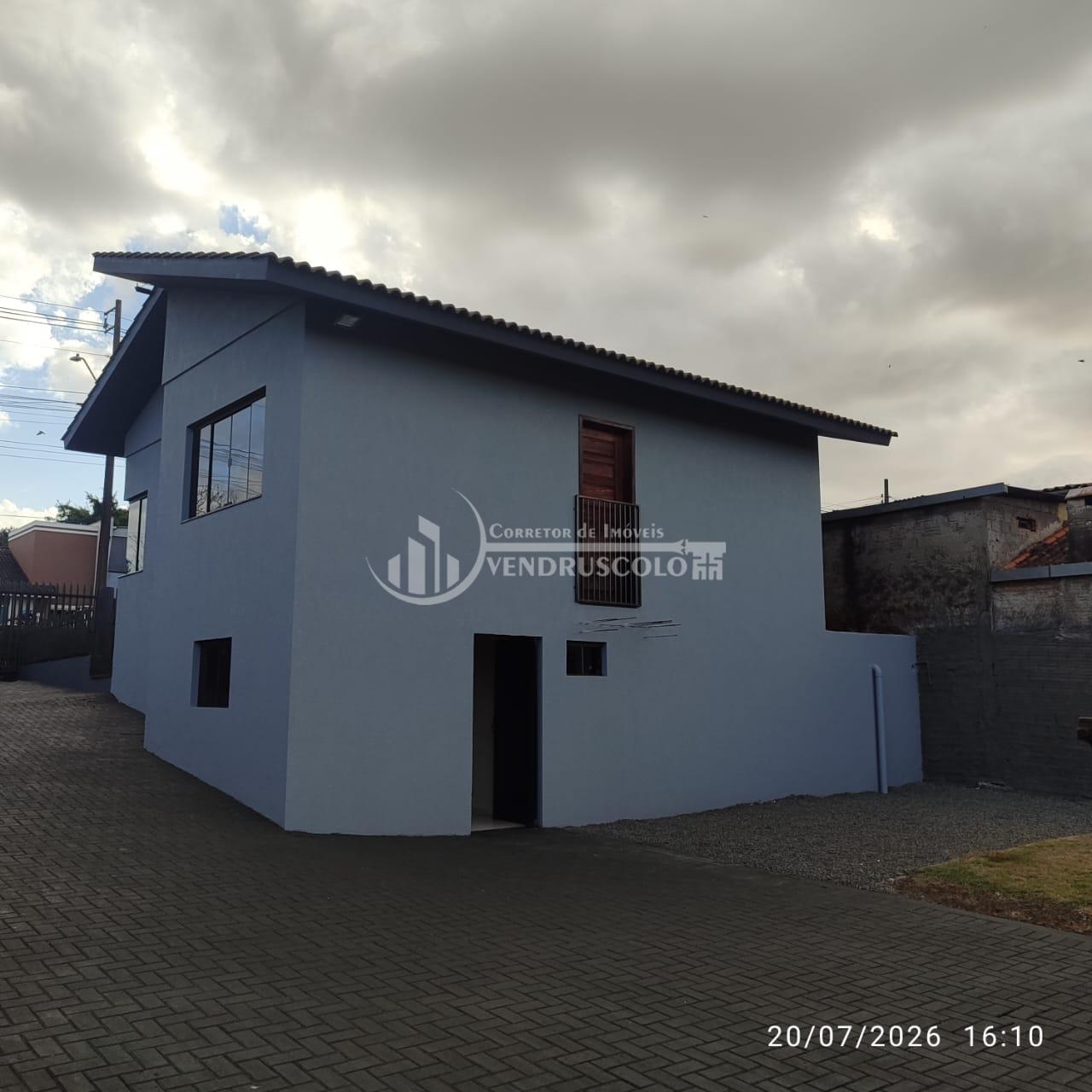 VENDE-SE LINDA CASA DE ALVENARIA, EM SÃO MIGUEL DO IGUAÇU COM 69,92 Metros.