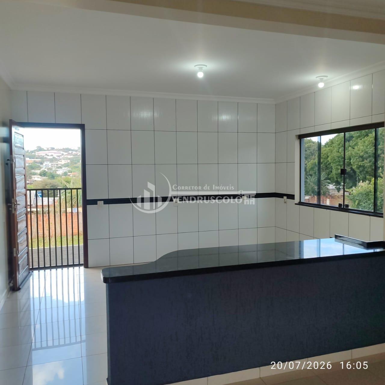 VENDE-SE LINDA CASA DE ALVENARIA, EM SÃO MIGUEL DO IGUAÇU COM 69,92 Metros.
