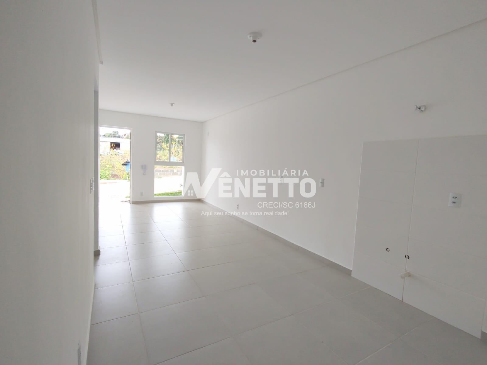 Casa nova com 2 dormitórios