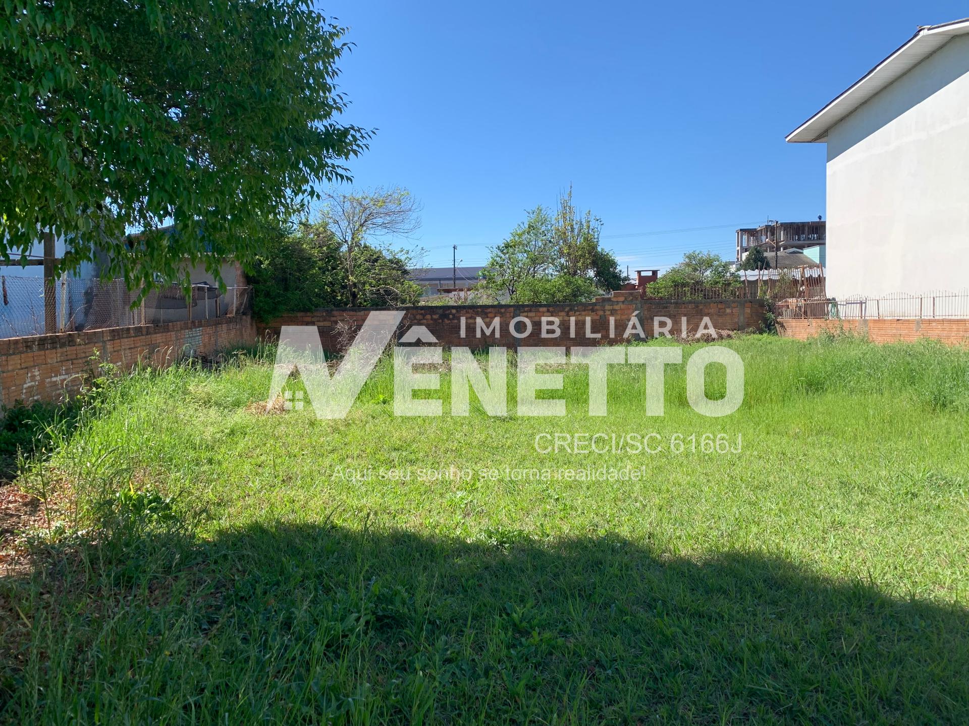 Terreno no centro da cidade deal para construção comercial e residencial