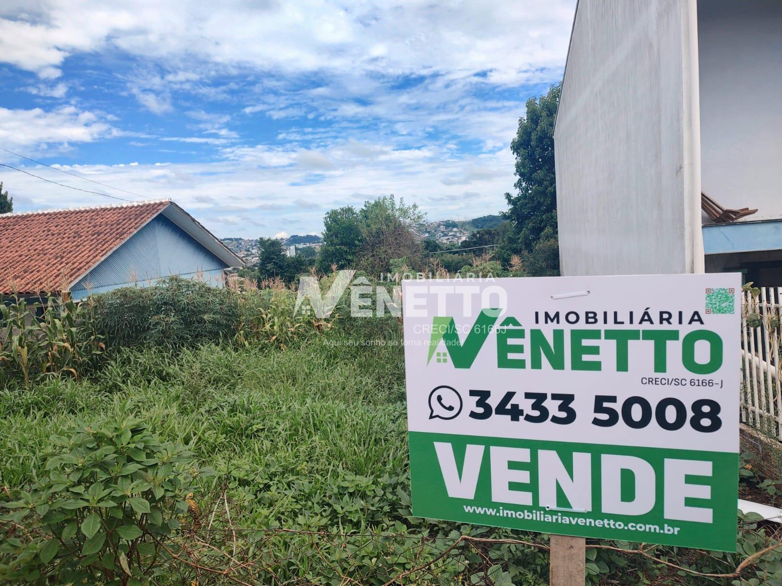 Terreno com 374 metros à venda em lugar totalmente residencial