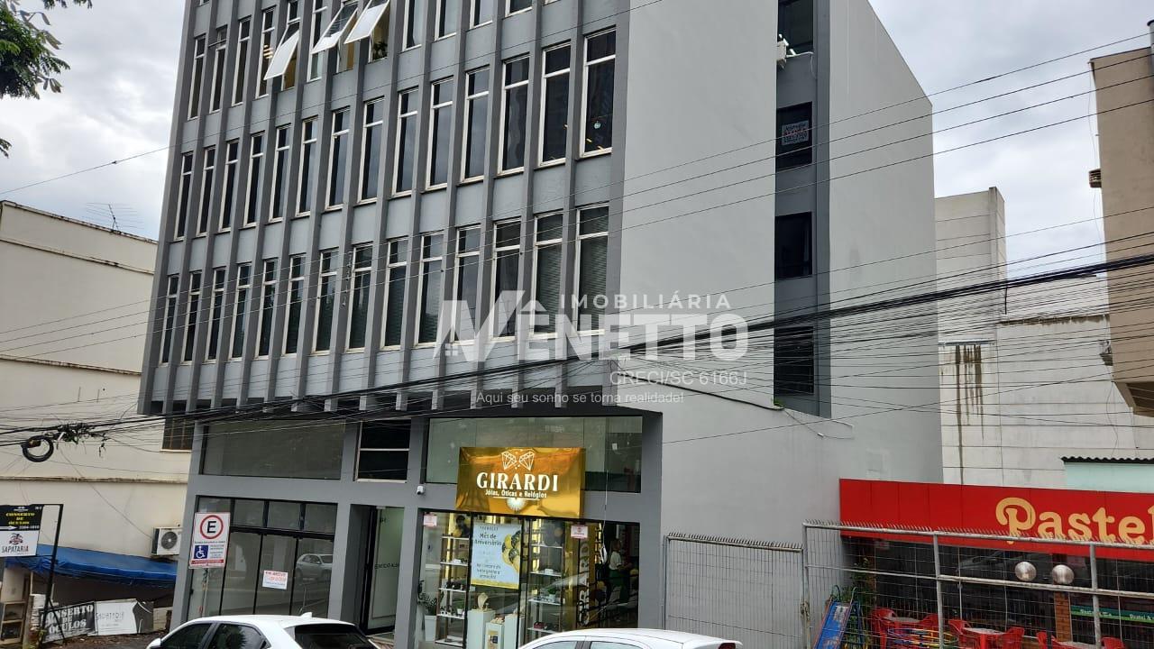 Sala Comercial térrea para locação em Chapecó com 3 ambientes