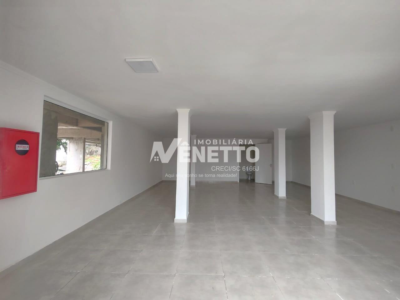 Sala comercial nova para ALUGAR com 145m  com fácil acesso para estacionamento