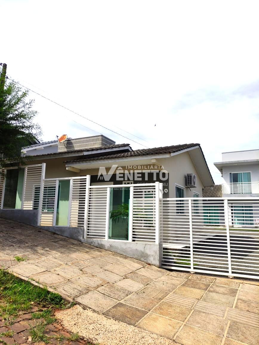 Oportunidade Única  Terreno com 3 casas, Bairro Primo Tacca, Xanxerê SC